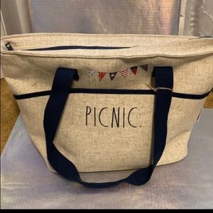 Rae Dunn Insulated tote